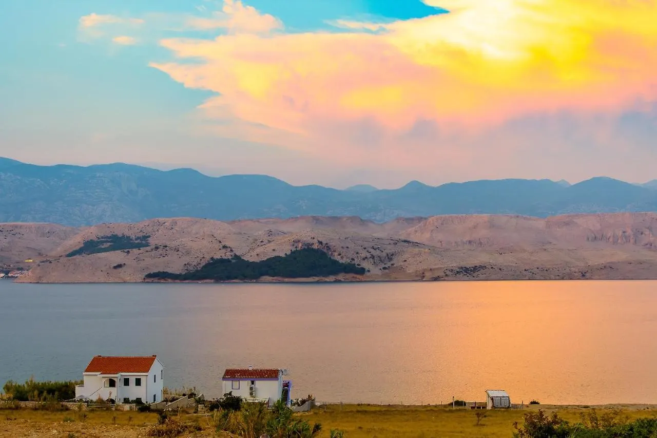 Villa The Secret Diamond Pag Town Croacia
